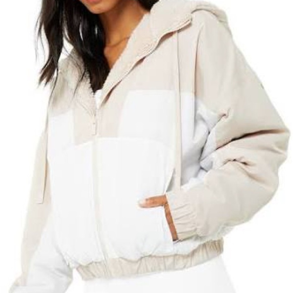 ALO Yoga DUALITY REVERSIBLE SHERPA JACKET